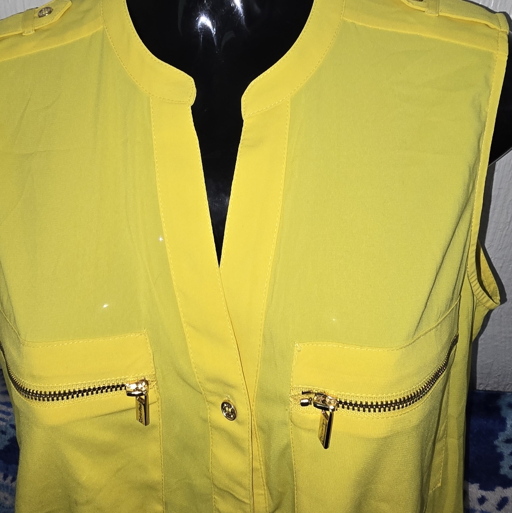 Calvin Klein Collection Yellow Buttoned Blouse with Mandarin Collar